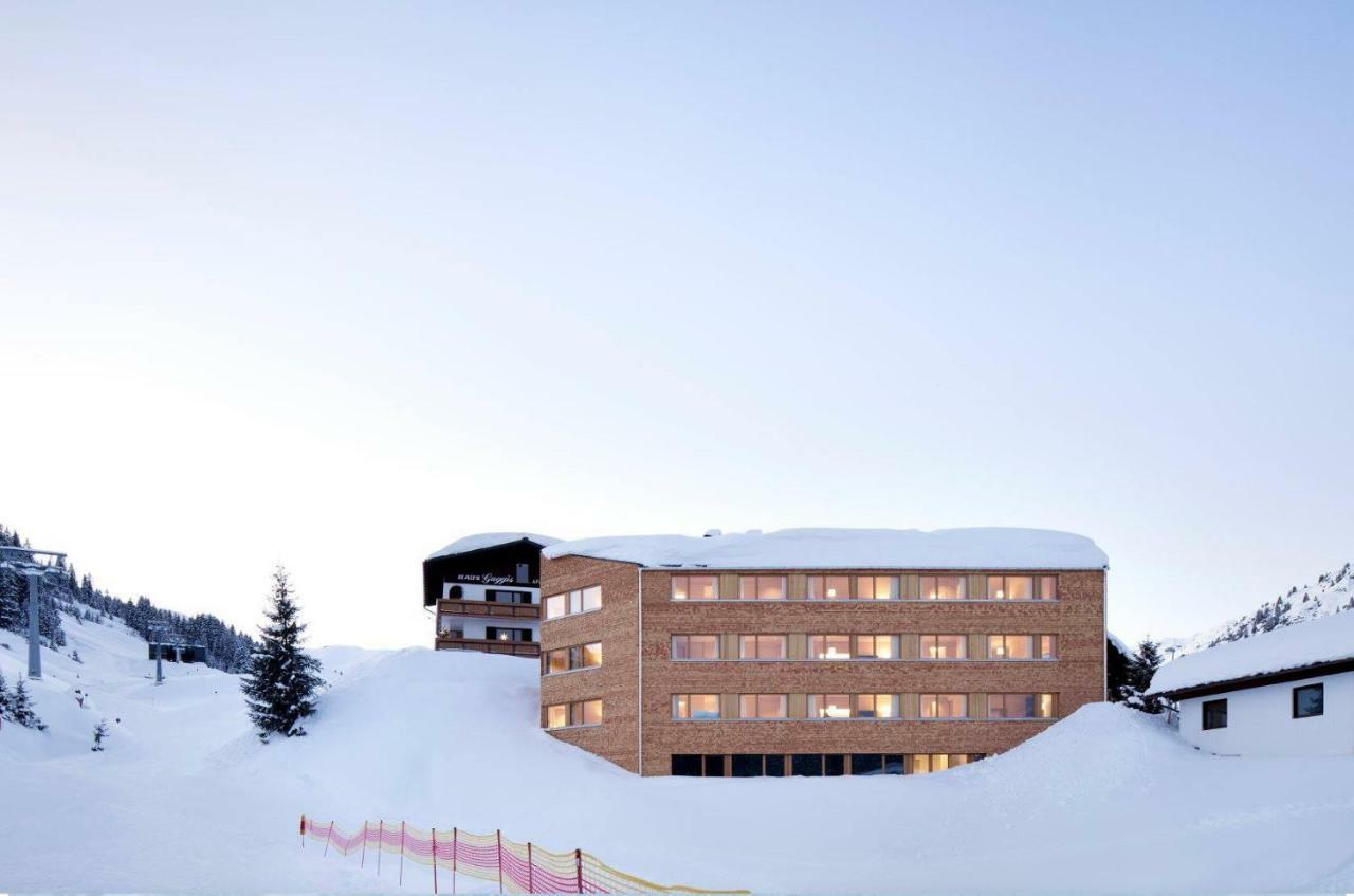 Warthsap Apartmenthaus Warth  Exteriér fotografie