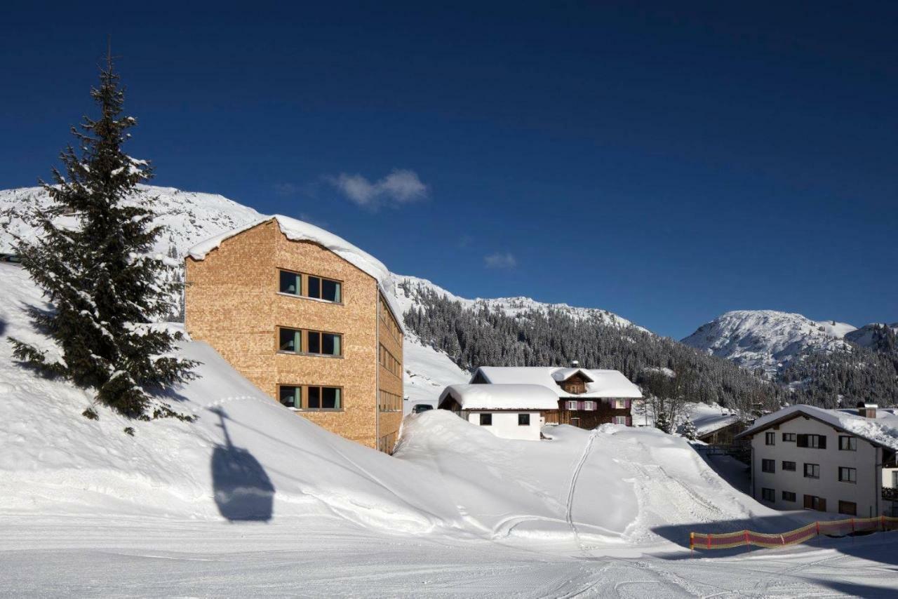 Warthsap Apartmenthaus Warth  Exteriér fotografie